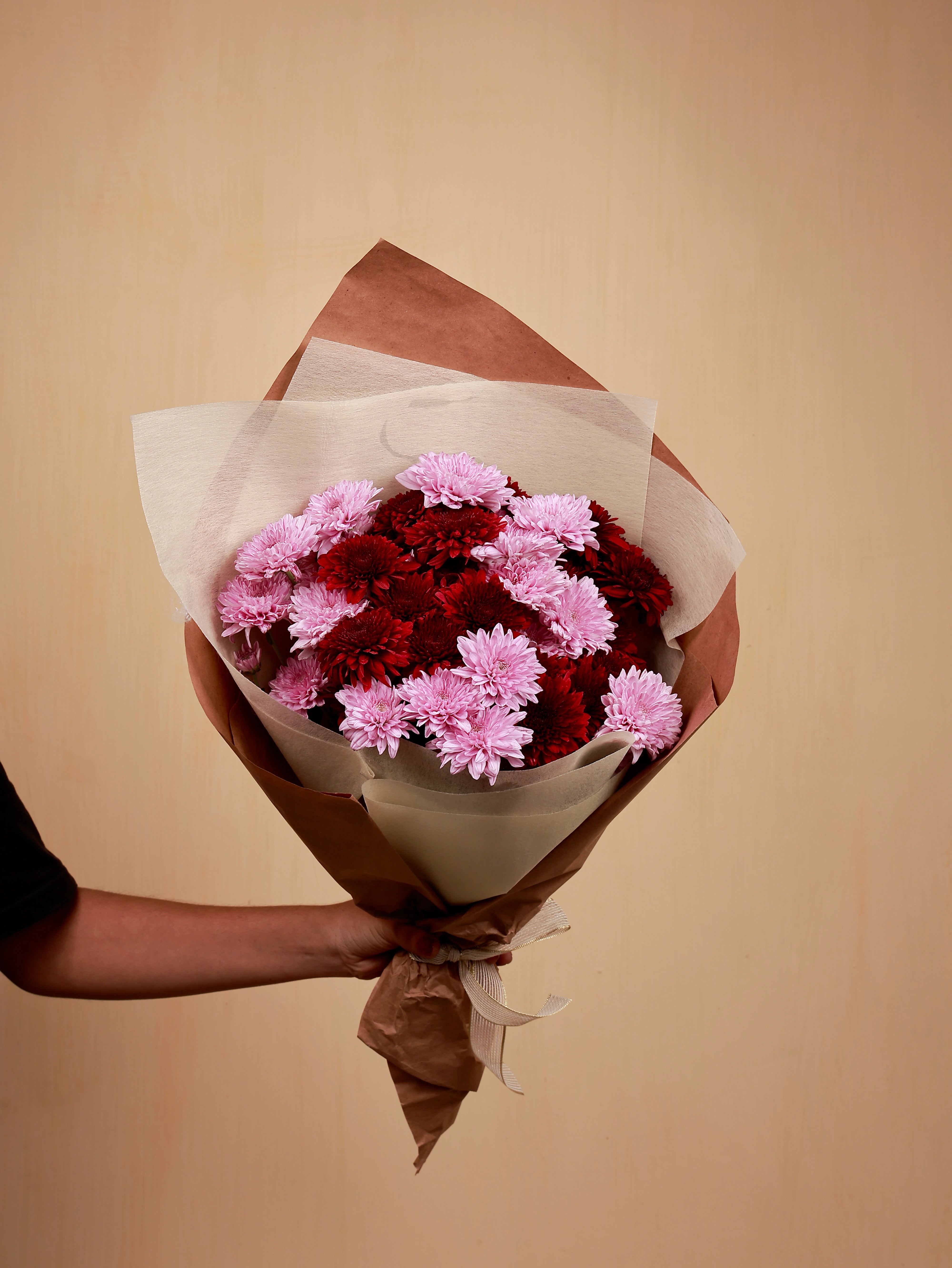 A sweet loving bouquet of pink and red chrysanthemum